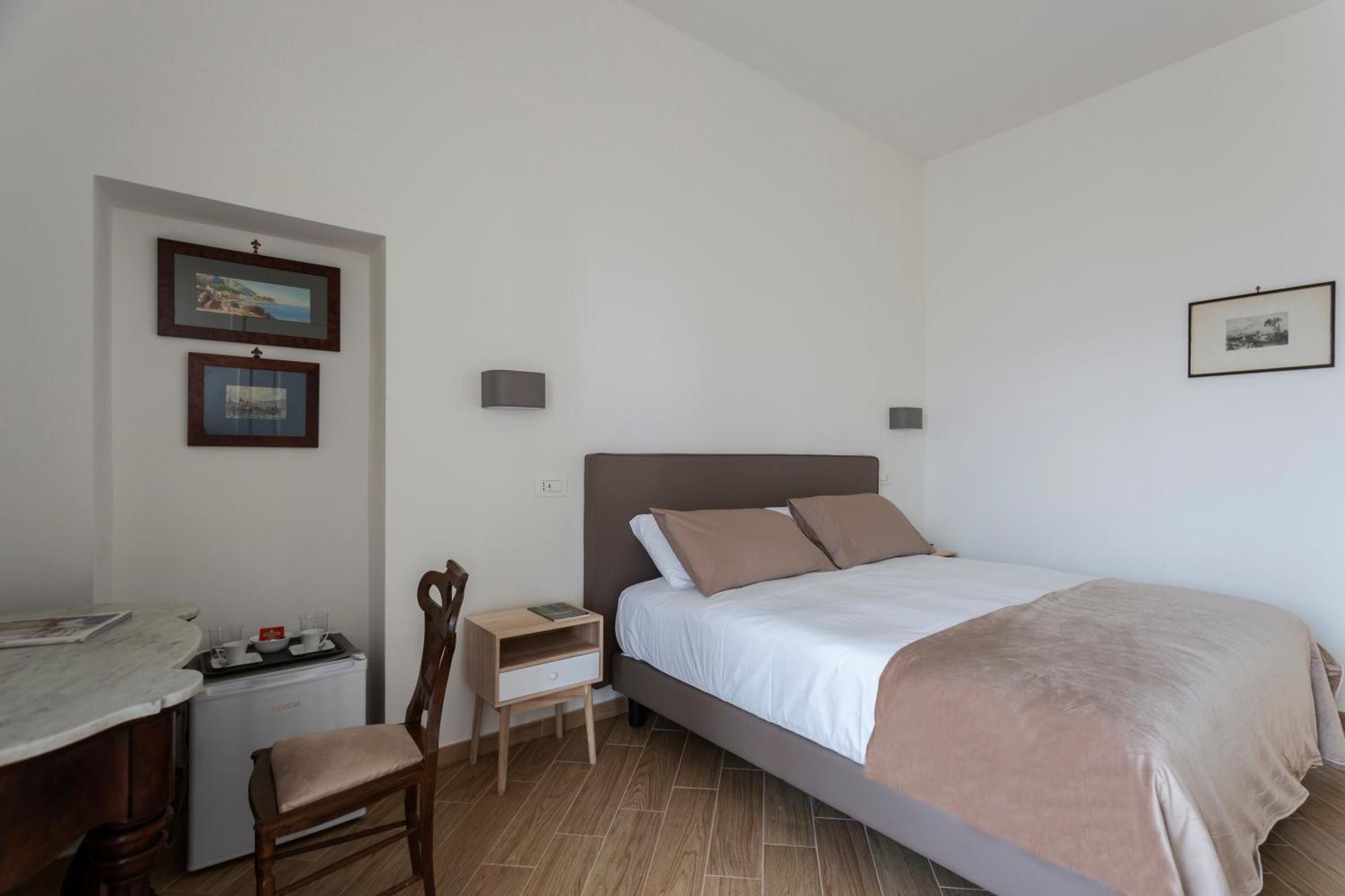 Residenza 33 Hotell Napoli Eksteriør bilde