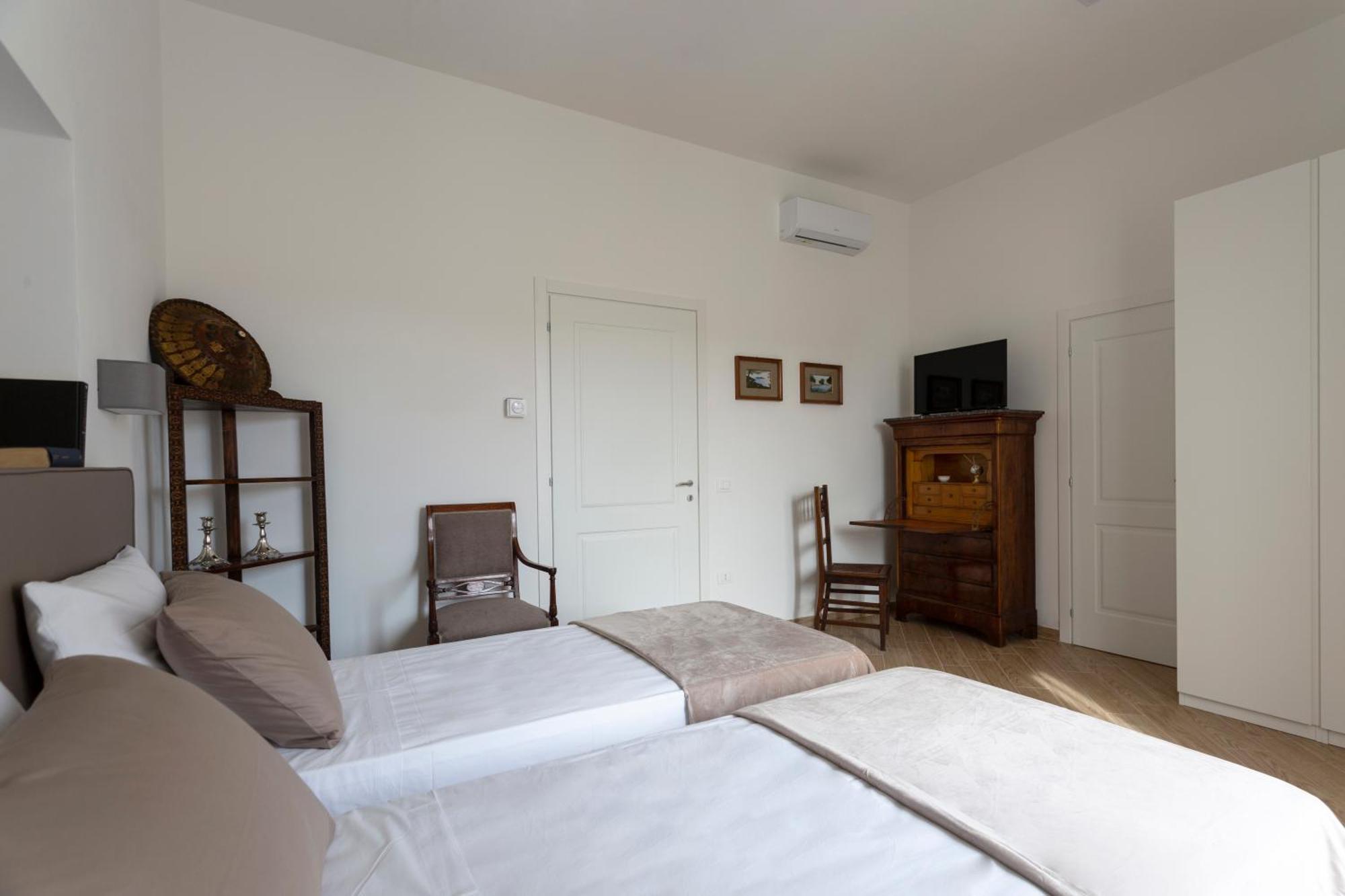 Residenza 33 Hotell Napoli Eksteriør bilde