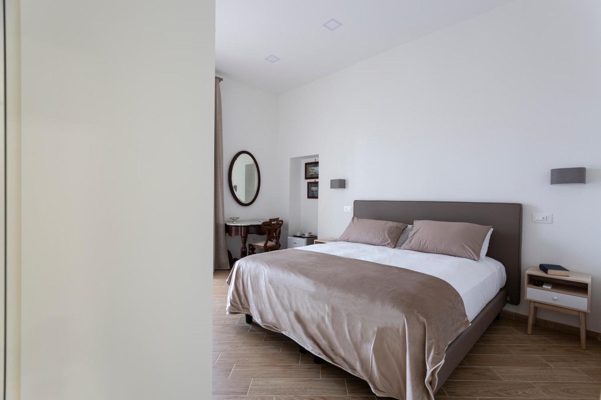 Residenza 33 Hotell Napoli Eksteriør bilde